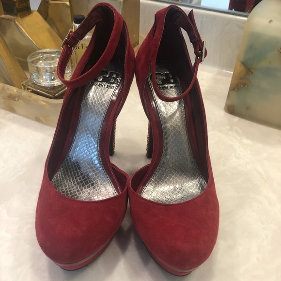 Red suede shoes with rhinestone heels, Sz 7 - Picture 4 of 15